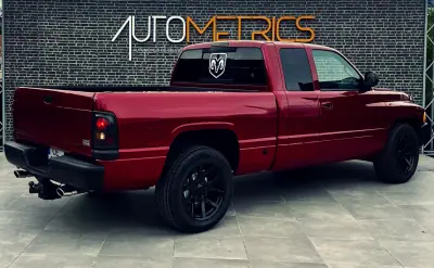 Dodge RAM 1998 - 24900 EUR, 110000 km - AUTO.MOTO.pt - 110000km - foto 9 de 17
