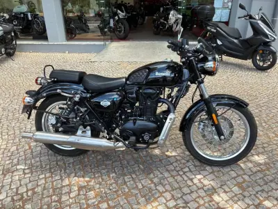 Benelli 302S 2022 - 3650 EUR, 1922 km - AUTO.MOTO.pt - 1922km - foto 6 de 12