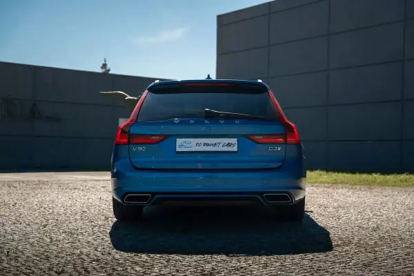 Volvo V90 2018 - 21990 EUR, 184000 km - AUTO.MOTO.pt - 184000km - foto 3 de 38