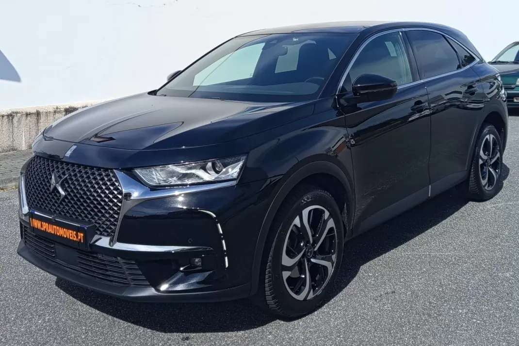 DS DS7 Crossback 2021 - 17990 EUR, 110300 km - AUTO.MOTO.pt - 110300km - foto 1 de 18