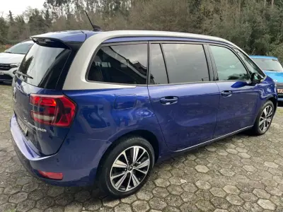 Citroën C4 Spacetourer 2023 - 13900 EUR, 279000 km - AUTO.MOTO.pt - 279000km - foto 11 de 12