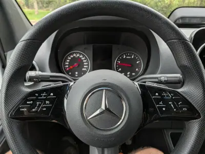 Mercedes-Benz 2025 - 44500 EUR, 29000 km - AUTO.MOTO.pt - 29000km - foto 19 de 19