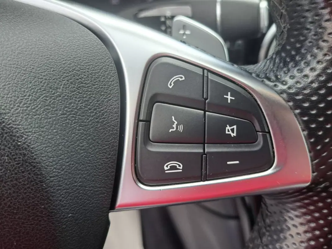 Mercedes-Benz GLC 220 2018 - 37900 EUR, 160312 km - 160312km - foto 33 de 48