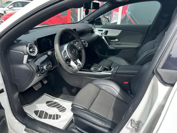 Mercedes-Benz CLA 45 AMG 2020 - 58947 EUR, 58500 km - AUTO.MOTO.pt - 58500km - foto 11 de 26
