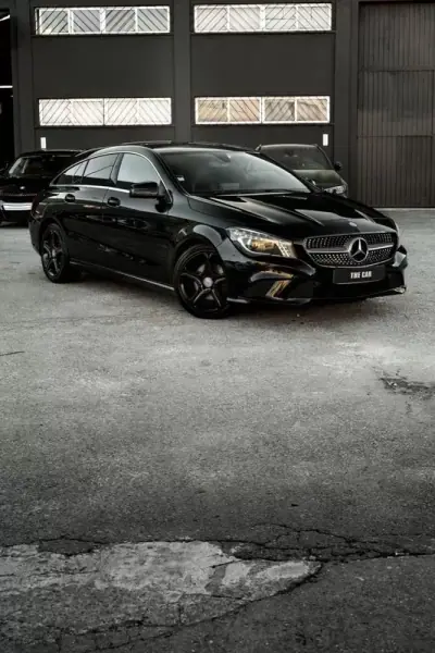 Mercedes-Benz CLA 200 2015 - 19999 EUR, 221608 km - AUTO.MOTO.pt - 221608km - foto 7 de 35