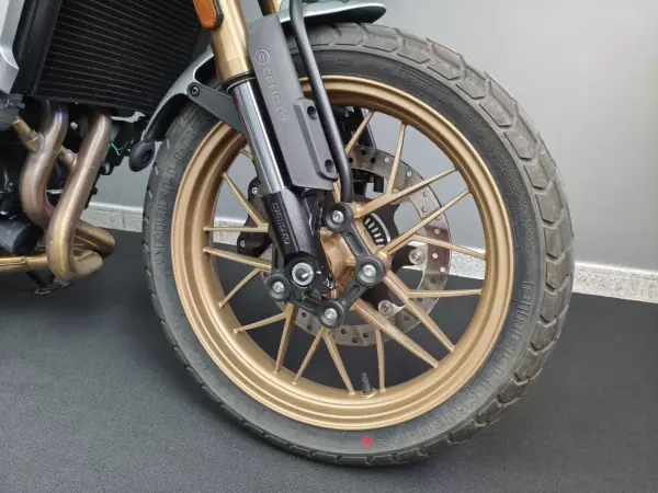 CFMOTO 700 CL-X 2026 - 6150 EUR, 950 km - AUTO.MOTO.pt - 950km - foto 5 de 26