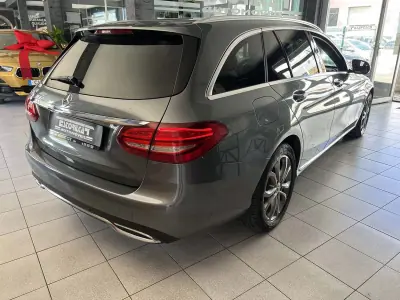 Mercedes-Benz C 200 2018 - 17800 EUR, 212761 km - 212761km - foto 4 de 27