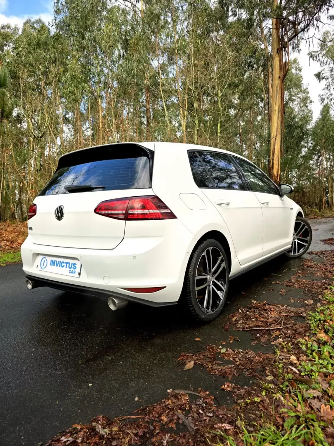 Volkswagen Golf 2015 - 18990 EUR, 167000 km - AUTO.MOTO.pt - 167000km - foto 15 de 30