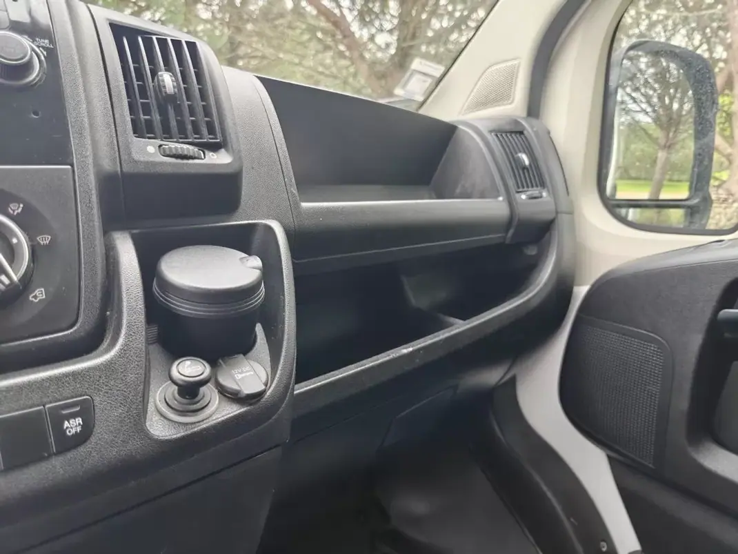 Citroën JUMPER 2.0 Blue Hdi L 2 H 2 2020 - 21490 EUR, 89300 km - AUTO.MOTO.pt - 89300km - foto 31 de 31