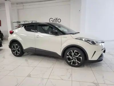 Toyota C-HR 2019 - 22950 EUR, 84605 km - 84605km - foto 6 de 29
