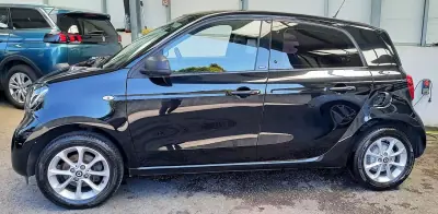 Smart ForFour 2018 - 10890 EUR, 53910 km - AUTO.MOTO.pt - 53910km - foto 4 de 19
