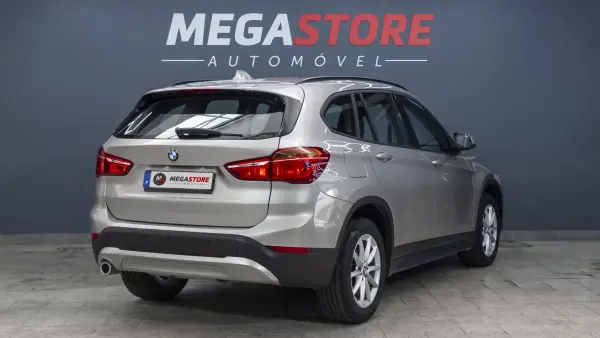 BMW X1 2021 - 21650 EUR, 158000 km - AUTO.MOTO.pt - 158000km - foto 7 de 35
