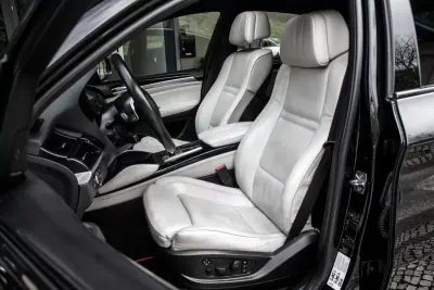 BMW X6 ActiveHybrid 2010 - 23990 EUR, 173745 km - AUTO.MOTO.pt - 173745km - foto 24 de 40