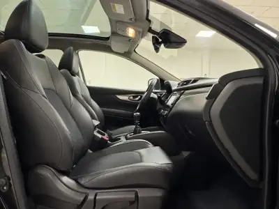 Nissan Qashqai 2017 - 16890 EUR, 117000 km - AUTO.MOTO.pt - 117000km - foto 36 de 40