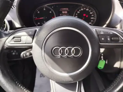 Audi A1 Sportback 2013 - 13750 EUR, 119213 km - AUTO.MOTO.pt - 119213km - foto 6 de 18