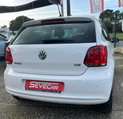 Volkswagen Polo 2011 - 11990 EUR, 92500 km - AUTO.MOTO.pt - 92500km - foto 6 de 7