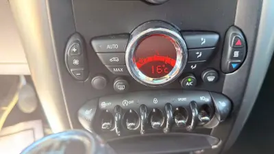 MINI Countryman 2014 - 10900 EUR, 210242 km - 210242km - foto 17 de 17