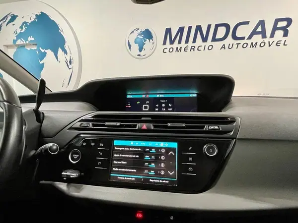 Citroën C4 Spacetourer 2020 - 24980 EUR, 65900 km - AUTO.MOTO.pt - 65900km - foto 12 de 27