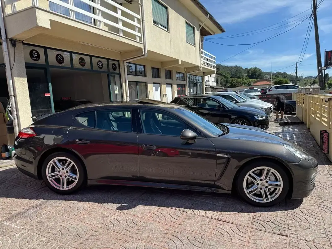 Porsche Panamera 2012 - 32900 EUR, 194000 km - AUTO.MOTO.pt - 194000km - foto 6 de 32