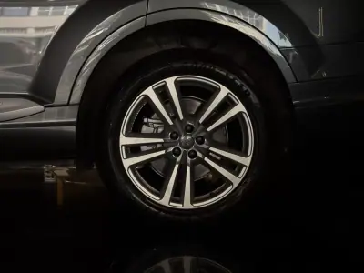 Audi Q7 2019 - 49990 EUR, 139800 km - AUTO.MOTO.pt - 139800km - foto 10 de 31