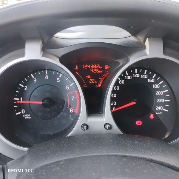 Nissan Juke 2015 - 8800 EUR, 124000 km - 124000km - foto 11 de 11