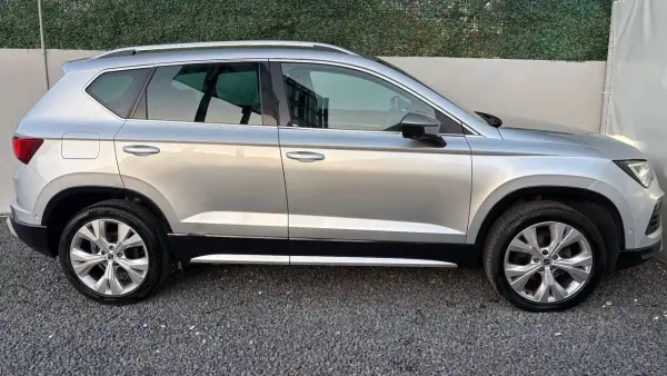 SEAT Ateca 2023 - 19400 EUR, 109000 km - AUTO.MOTO.pt - 109000km - foto 7 de 12