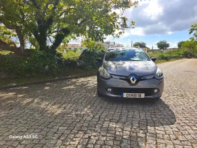 Renault Clio Sport Tourer 2016 - 8990 EUR, 145350 km - AUTO.MOTO.pt - 145350km - foto 3 de 19