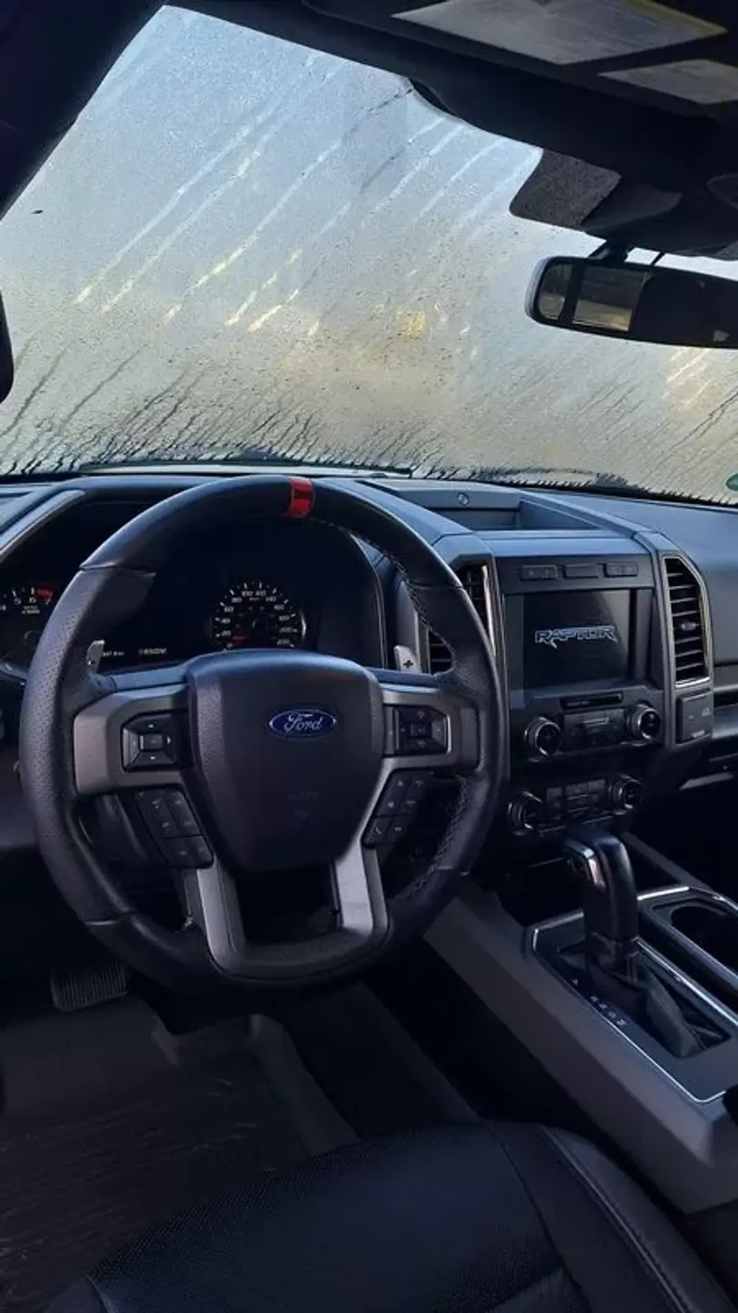 Ford F-150 2019 - 83700 EUR, 92850 km - 92850km - foto 4 de 21