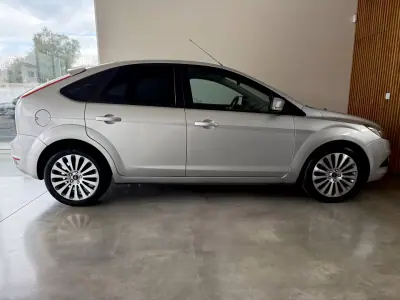 Ford Focus 2008 - 6250 EUR, 241000 km - AUTO.MOTO.pt - 241000km - foto 10 de 60