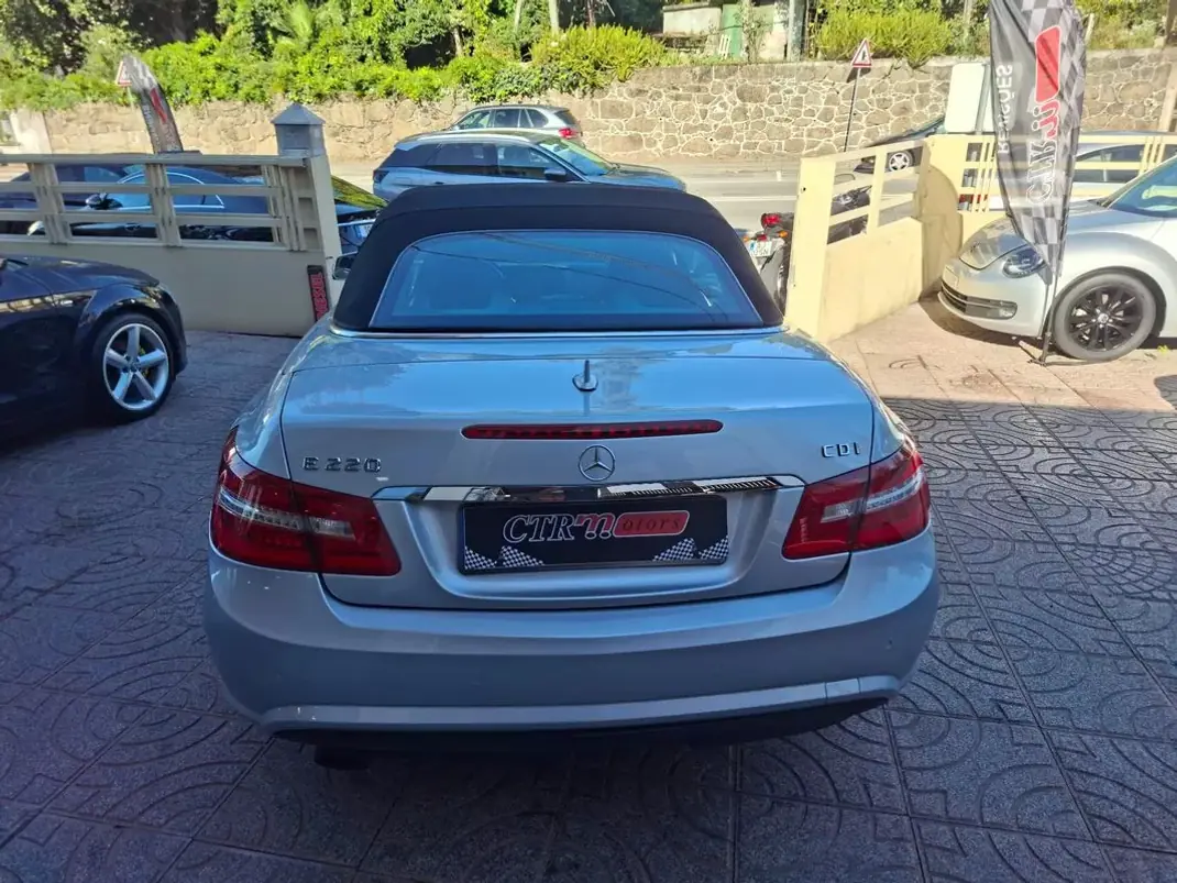 Mercedes-Benz E 220 2011 - 21000 EUR, 189000 km - 189000km - foto 10 de 28