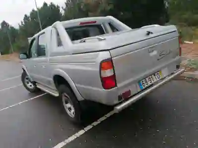 Mazda B 2500 2002 - 14500 EUR, 180180 km - foto 5 de 11