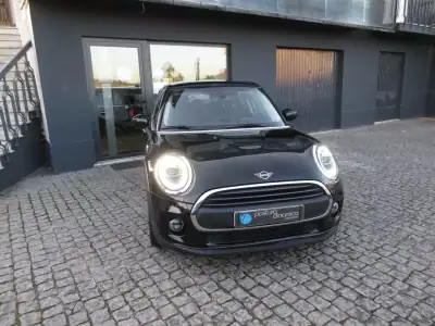 MINI Cooper 2021 - 19990 EUR, 90000 km - AUTO.MOTO.pt - 90000km - foto 21 de 52