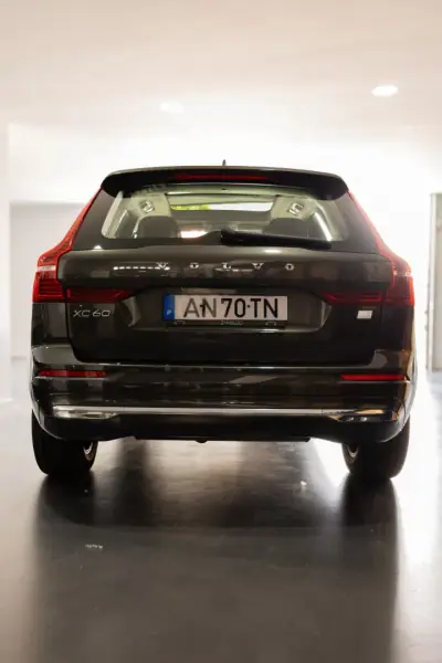 Volvo XC 60 2022 - 44900 EUR, 74400 km - AUTO.MOTO.pt - 74400km - foto 20 de 27