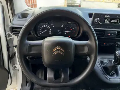 Citroën Berlingo 2020 - 10990 EUR, 82194 km - AUTO.MOTO.pt - 82194km - foto 15 de 18
