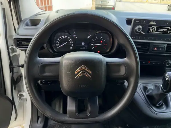 Citroën Berlingo 2020 - 10990 EUR, 82194 km - AUTO.MOTO.pt - 82194km - foto 15 de 18