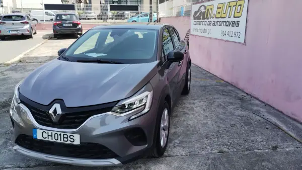 Renault Captur 2022 - 15950 EUR, 77000 km - AUTO.MOTO.pt - 77000km - foto 9 de 42