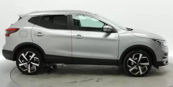 Nissan Qashqai 2018 - 20590 EUR, 90000 km - AUTO.MOTO.pt - 90000km - foto 5 de 10