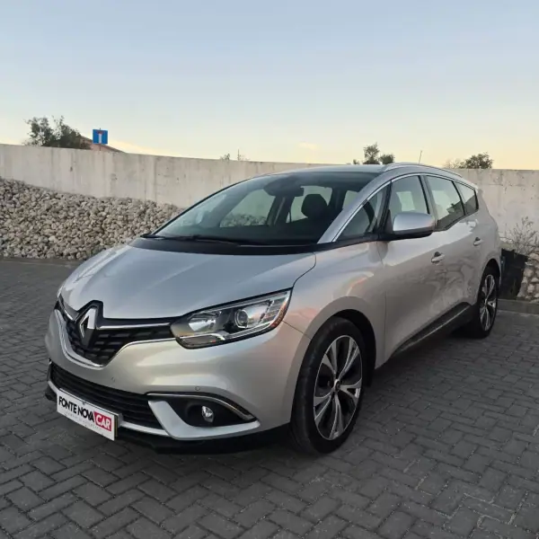 Renault Grand Scénic 1.6 dCi Intens SS 2018 Diesel — 89 450 km · Bragança Renault Grand Scénic 2018