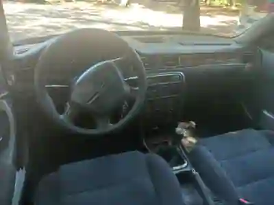 Honda Civic 2000 - 1600 EUR, 249876 km - AUTO.MOTO.pt - 249876km - foto 3 de 15