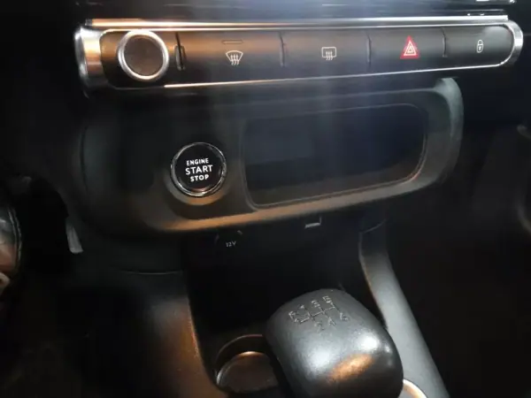 Citroën C3 2021 - 10500 EUR, 80000 km - AUTO.MOTO.pt - 80000km - foto 26 de 27