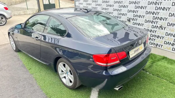 BMW 320 2009 - 14900 EUR, 209000 km - AUTO.MOTO.pt - 209000km - foto 4 de 16