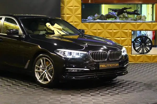 BMW 540 2017 — foto 3 de 36