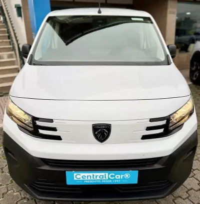 Peugeot 2024 - 18950 EUR, 82000 km - AUTO.MOTO.pt - 82000km - foto 4 de 24