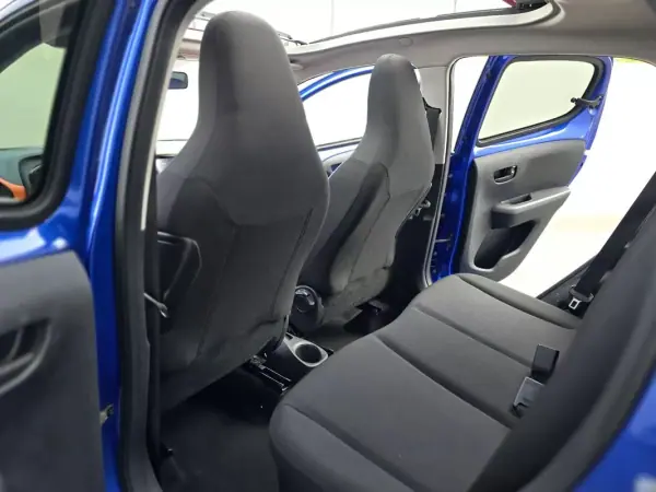 Citroën C1 2018 - 8990 EUR, 84800 km - AUTO.MOTO.pt - 84800km - foto 37 de 40