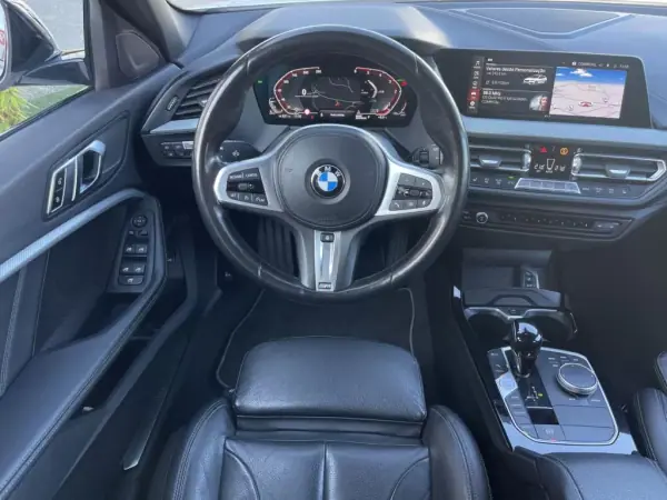BMW 118 2021 - 28490 EUR, 90000 km - AUTO.MOTO.pt - 90000km - foto 10 de 23