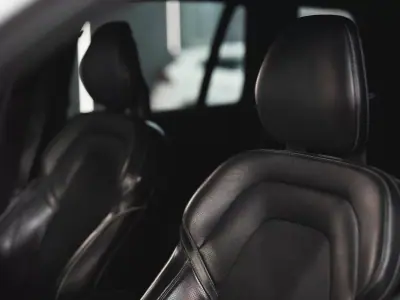Volvo XC 90 2018 - 35990 EUR, 147431 km - AUTO.MOTO.pt - 147431km - foto 26 de 27