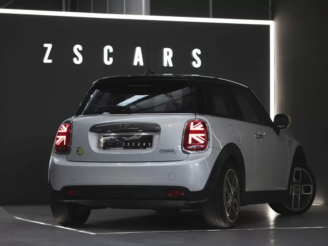 MINI 3 Portas 2019 - 16990 EUR, 70000 km - AUTO.MOTO.pt - 70000km - foto 7 de 23