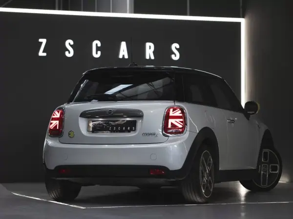 MINI 3 Portas 2019 - 16990 EUR, 70000 km - AUTO.MOTO.pt - 70000km - foto 7 de 23