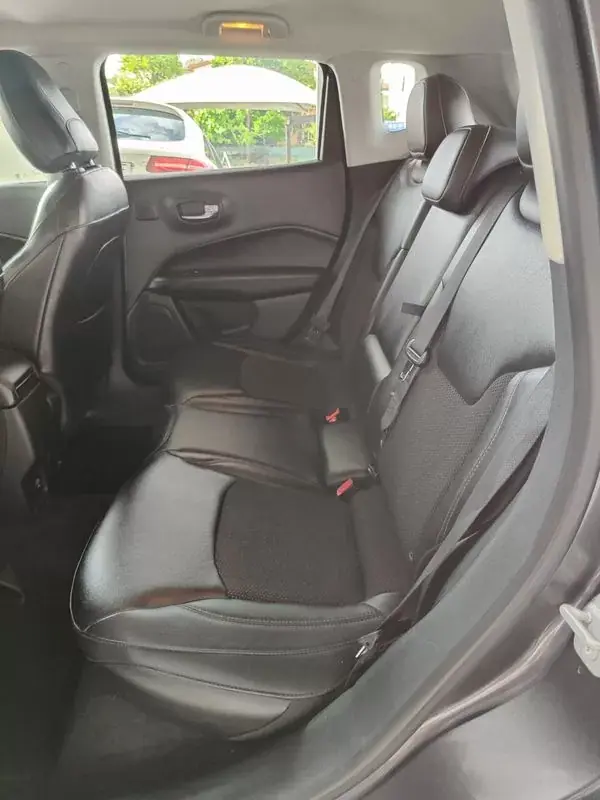 Jeep Compass 2018 - 17250 EUR, 110000 km - AUTO.MOTO.pt - 110000km - foto 14 de 34