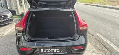 Volvo V40 2015 - 12400 EUR, 216200 km - AUTO.MOTO.pt - 216200km - foto 26 de 26
